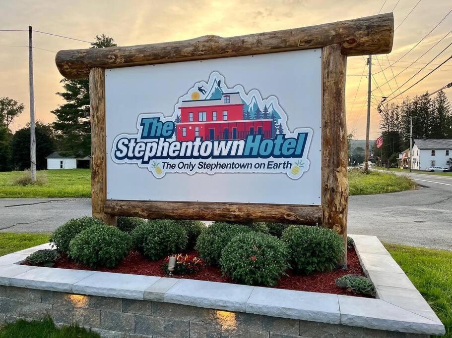 2 Bed Berkshire Getaway @ Stephentown Hotel Kültér fotó